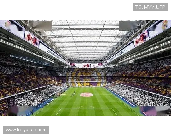 贝林厄姆闪耀伯纳乌,皇马新核强势引爆赛场 贝林厄姆闪耀伯纳乌,皇马新核强势引爆赛场