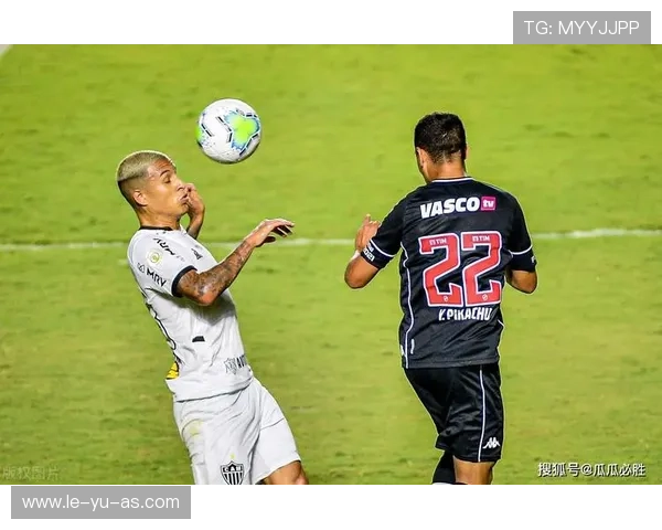 曼联35万周薪卡塞米罗成包袱,巴甲队都嫌他状态太差租不起? 曼联35万周薪卡塞米罗成包袱,巴甲队都嫌他状态太差租不起?